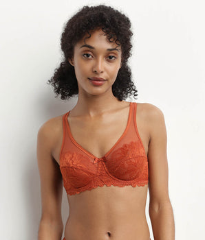 Soutien-gorge emboîtant en dentelle Ocre Generous Essentiel